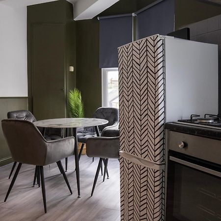 5C- Stylish Urban Retreat - Spacious 2 Bed Flat Londra Dış mekan fotoğraf