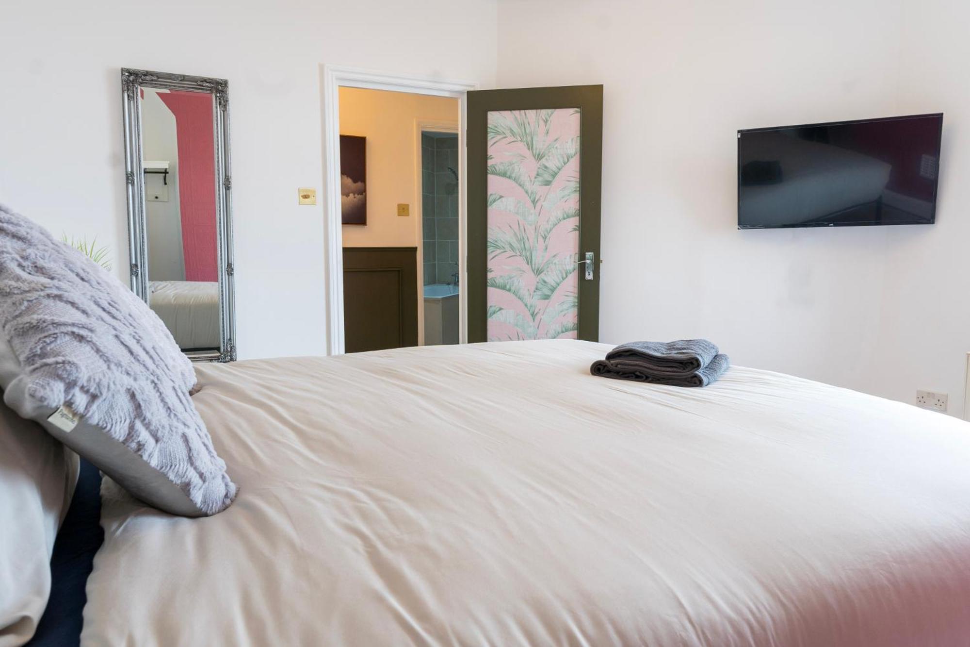 5C- Stylish Urban Retreat - Spacious 2 Bed Flat Londra Dış mekan fotoğraf