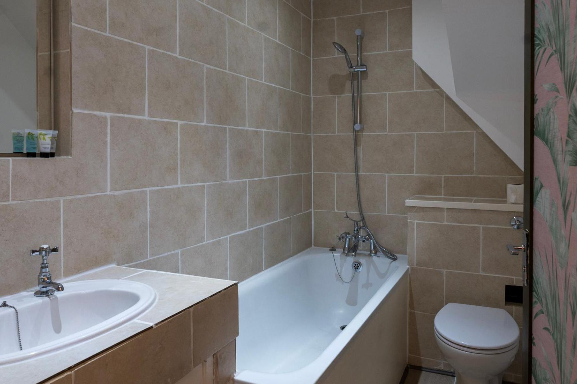 5C- Stylish Urban Retreat - Spacious 2 Bed Flat Londra Dış mekan fotoğraf