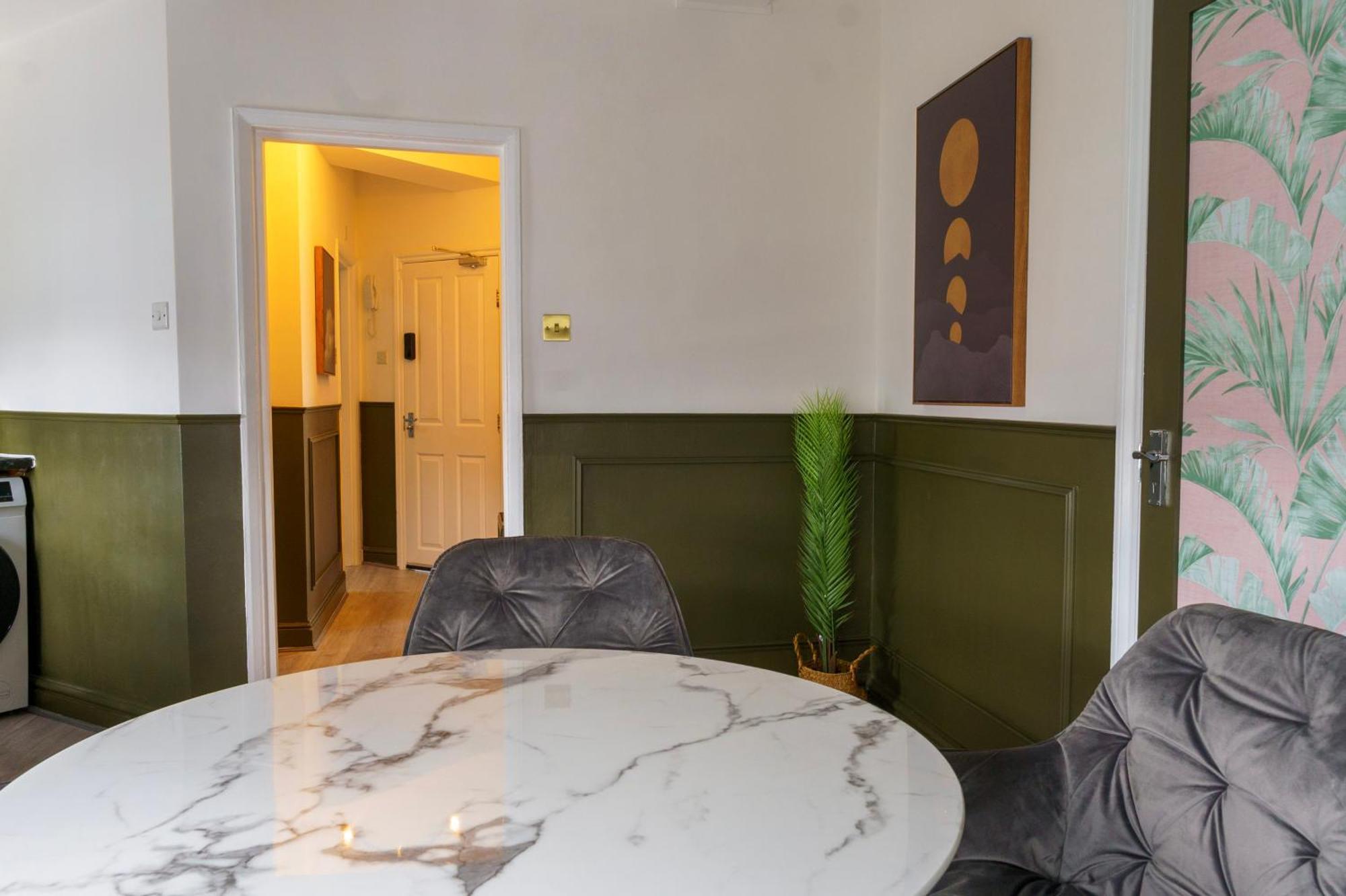 5C- Stylish Urban Retreat - Spacious 2 Bed Flat Londra Dış mekan fotoğraf