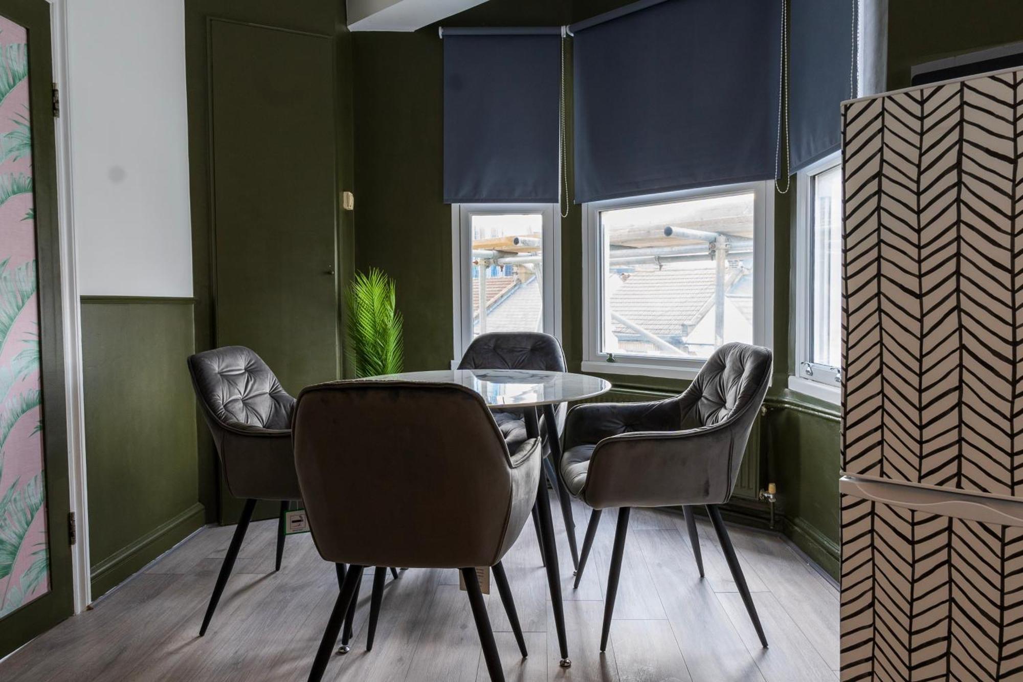 5C- Stylish Urban Retreat - Spacious 2 Bed Flat Londra Dış mekan fotoğraf